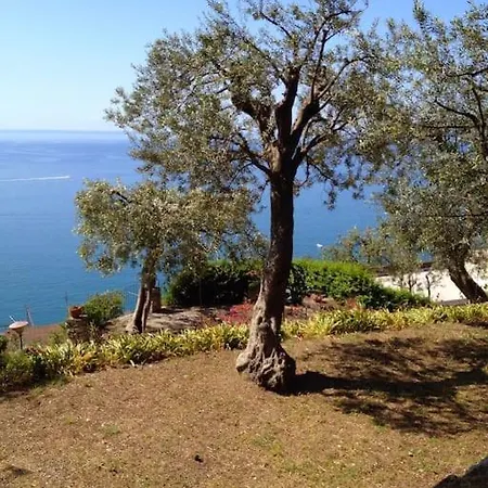 La Gabbianella Con Piscina Vietri