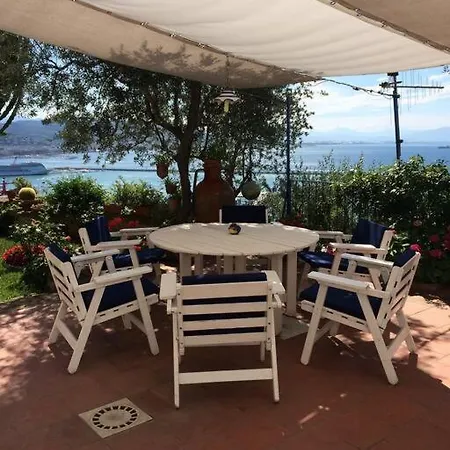 Villa La Gabbianella Con Piscina Vietri